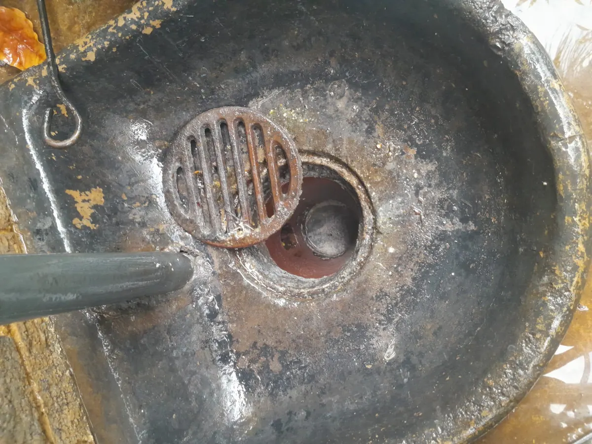 Same-day drain unblocking in Parktown